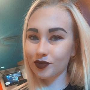 Meet your Posher, Rebecca